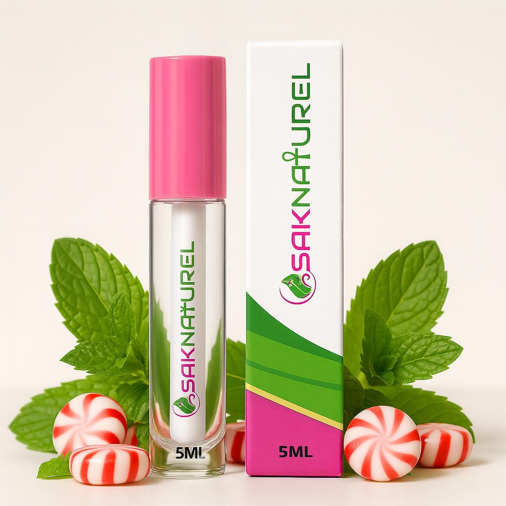 "SakNaturel hydrating peppermint lip gloss in a clear tube with gold cap, displayed on a white background. Vegan formula with a cooling peppermint scent for soft, glossy lips."